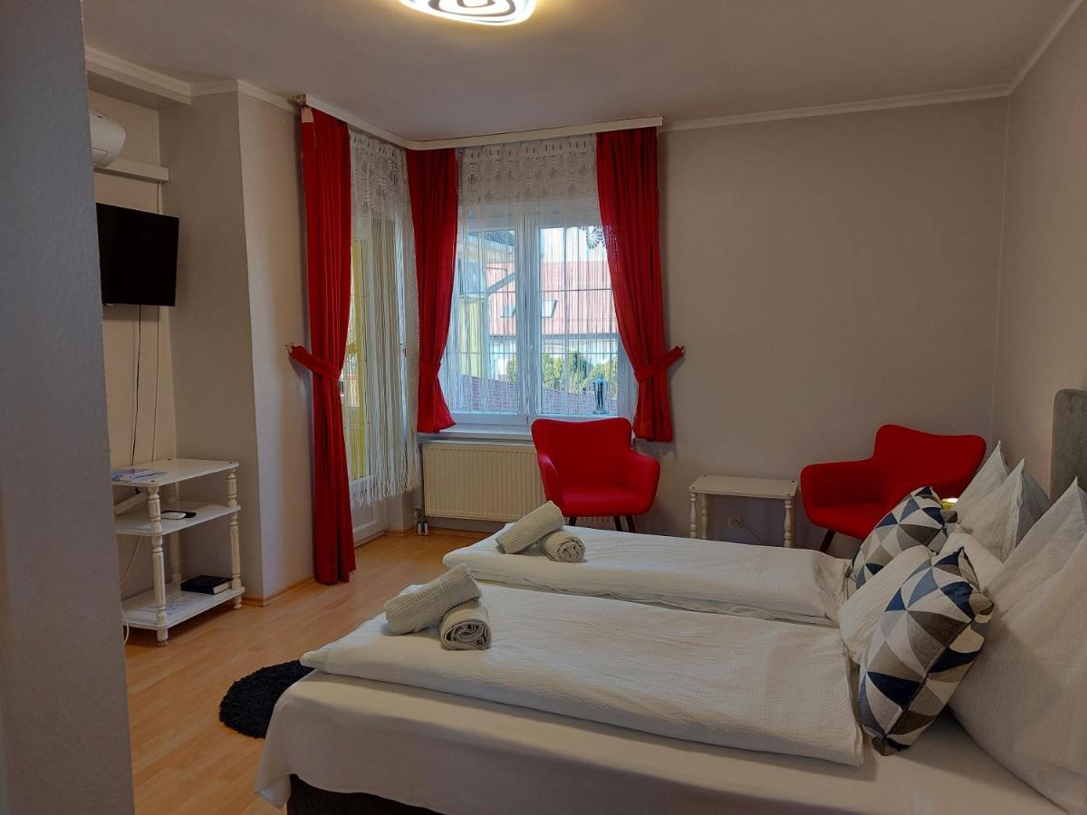 Barbara Wellness Pension Keszthely Buitenkant foto